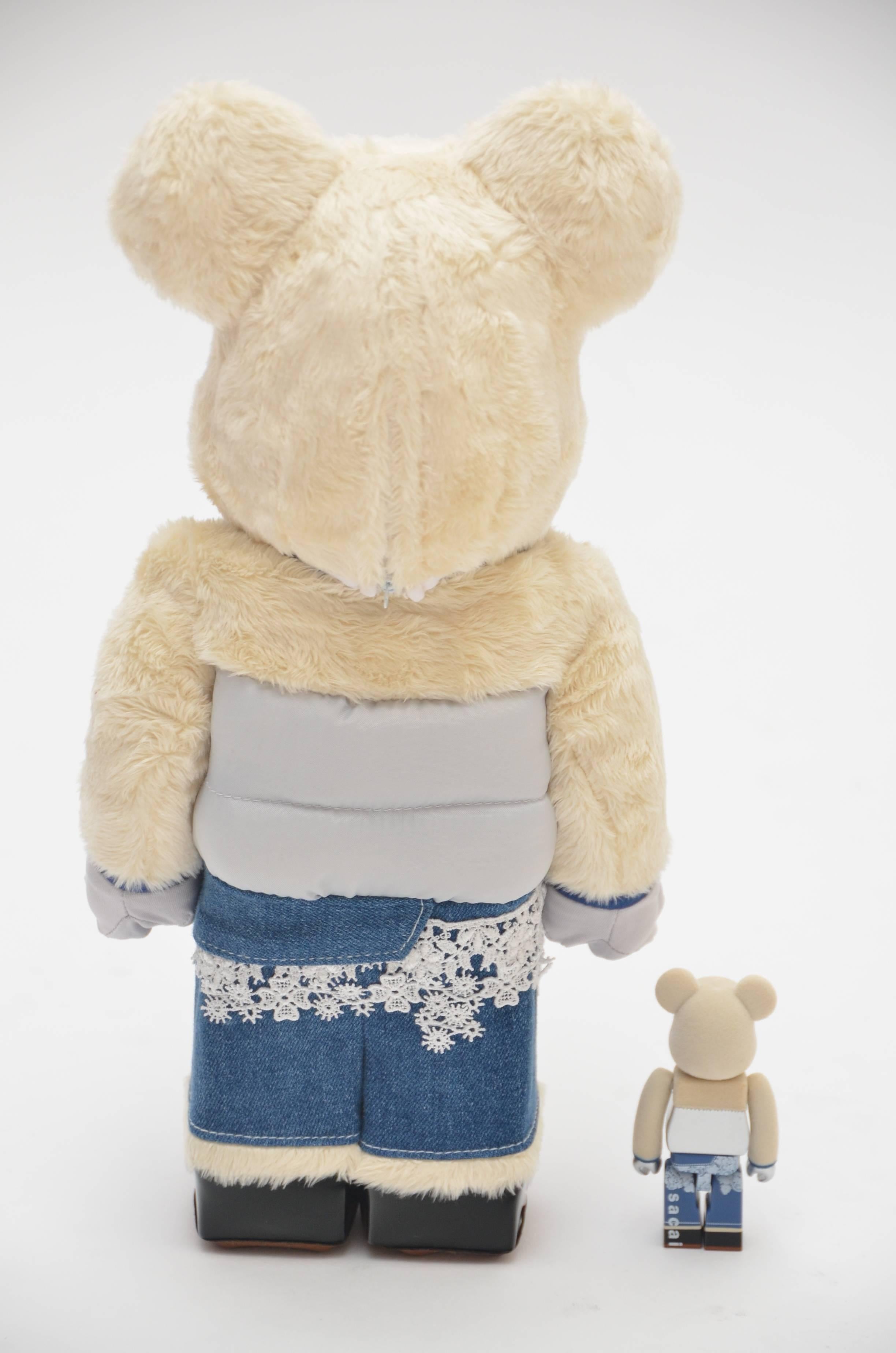 SACAI 2017 Rinway MEDICOM BE@RBRICK 400% AND 100% SET New

Exclusive colaboration between Colette Paris -Sacai -Be@rbrick Medicom Toys.
Limited edition be@rbrick is wearing a women jacket and a denim skirt from Sacai 17 AW runaway . 
The jacket and