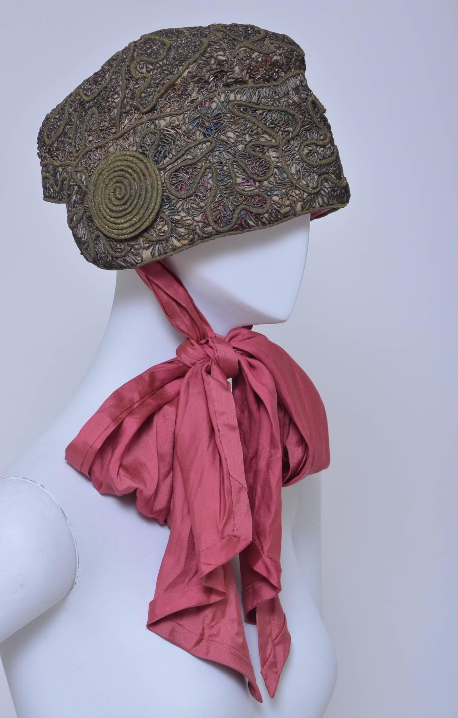 Lanvin: Jeanne Lanvin  Gekennzeichnet mit  Bonnet-Hut Vintage (Braun) im Angebot