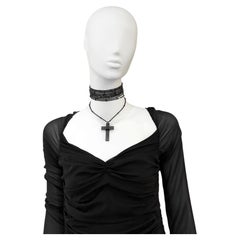 GUCCI by Tom Ford F/W 2002 Ebony Rosary necklace