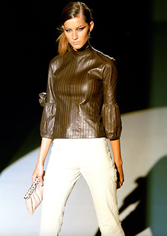 Gucci by Tom Ford A/W 1999 Runway Clutch Bag in Pale Pink Leather Silver Metal