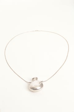 Elsa Peretti Tiffany & Co Open Bottle Pendant Chain Necklace Sterling Silver