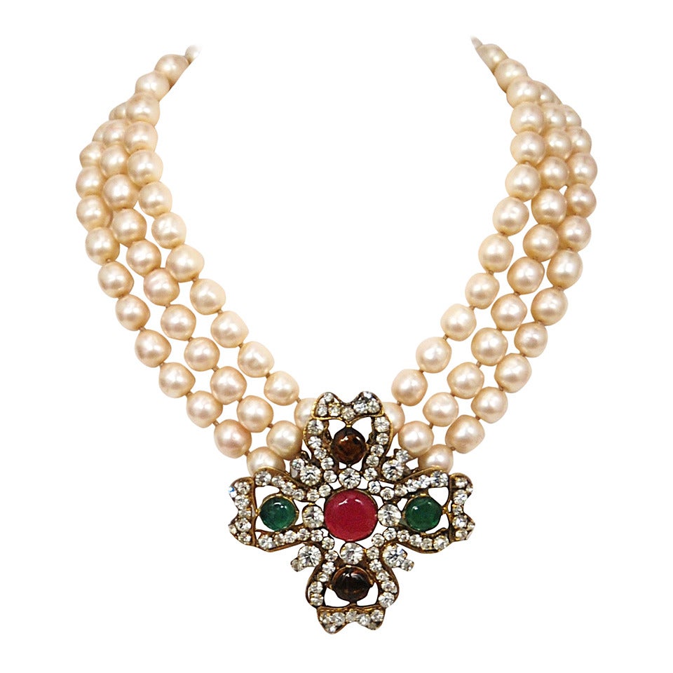 Chanel Pearl 
Gripoix Necklace