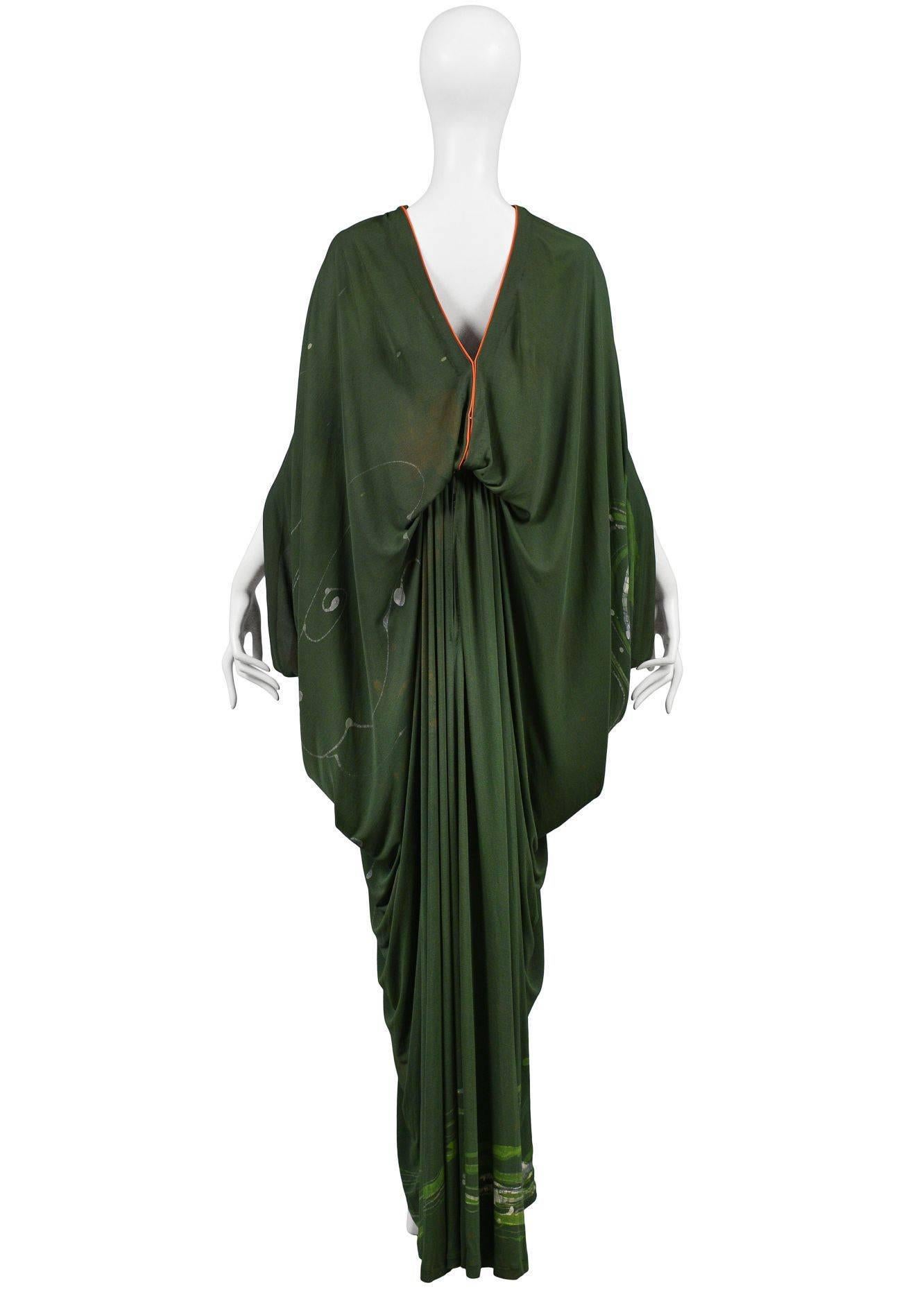 Yuki Green Caftan In Excellent Condition In Los Angeles, CA