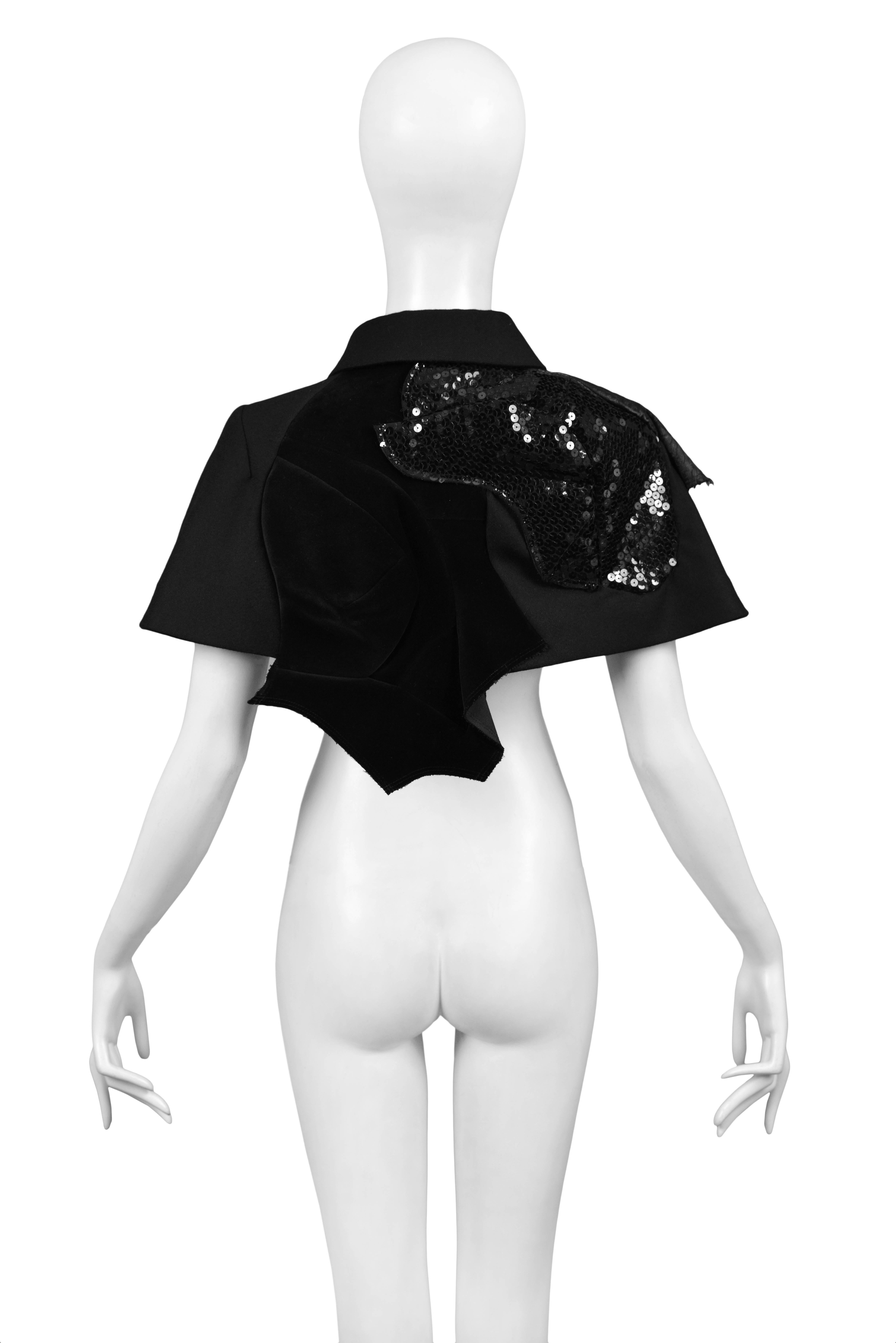 Comme des Garcons Abstract Black Capelet SS 2010 In Excellent Condition In Los Angeles, CA