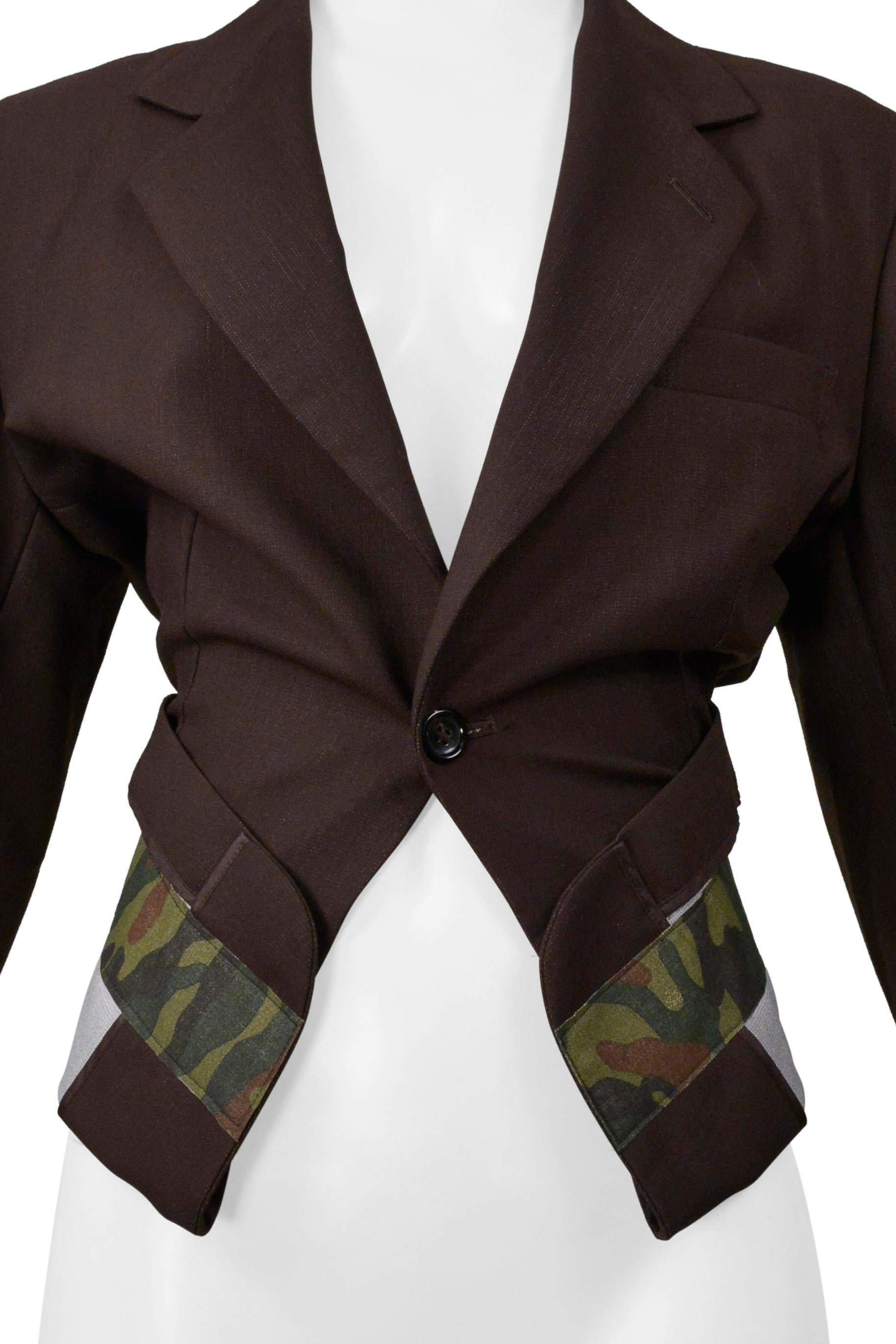Comme Des Garcons Chaqueta marrón de un solo pecho con ribete de camuflaje 2001 Negro en venta