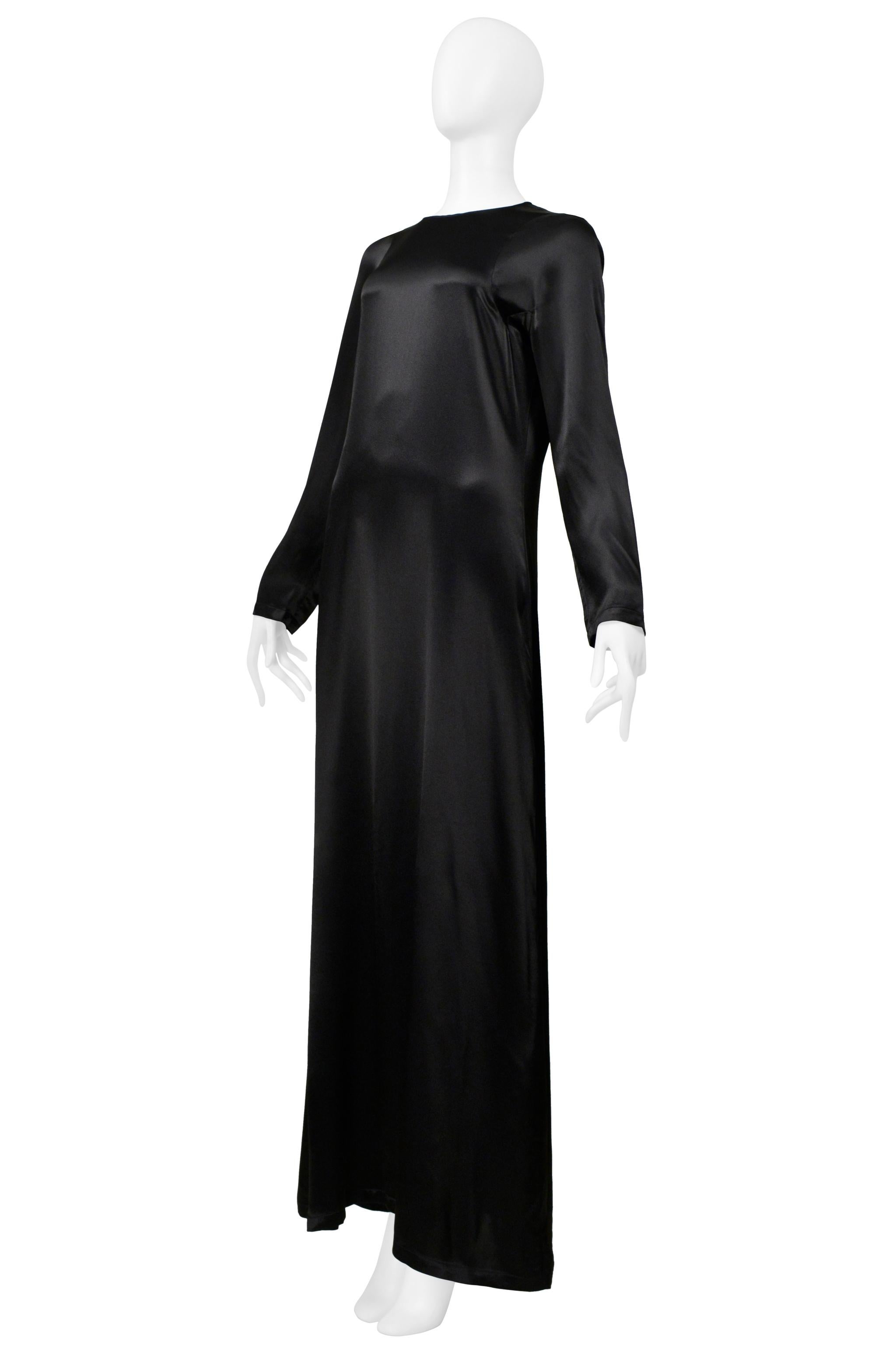 Maison Martin Margiela - Robe du soir à manches longues en satin noir 2000 en vente 2