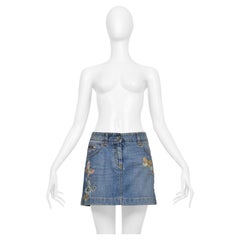 Minifalda de denim azul de Dolce & Gabbana con mariposas bordadas