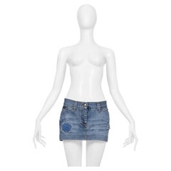 Falda supermini de Dolce & Gabbana en denim azul desgastado con pedrería
