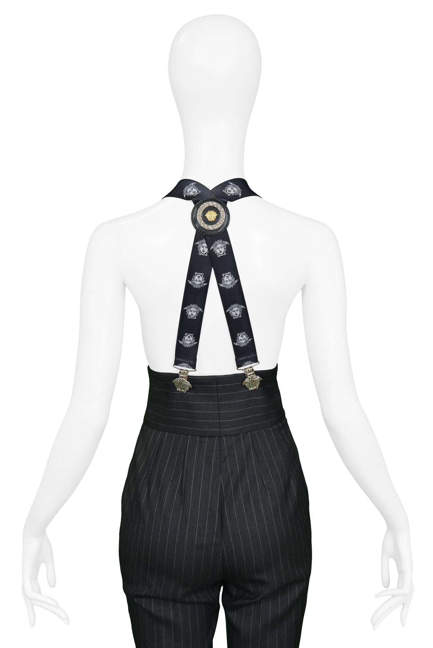 Versace: schwarz-weiße Medusa-Halterungenhalter, Vintage (Schwarz) im Angebot