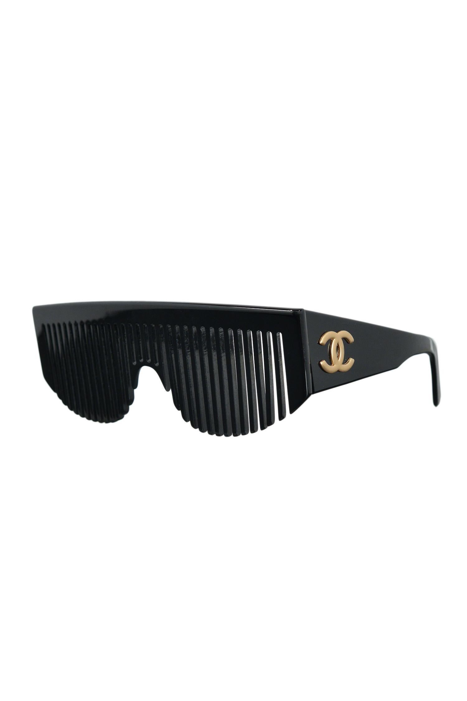 Chanel Black Comb Sunglasses, 1990s  In Excellent Condition In Los Angeles, CA