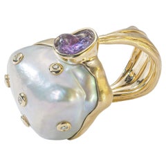 Deutscher Kabirski-Solle-Goldring mit eingefasstem Diamanten, Barockperle und rosa Saphir