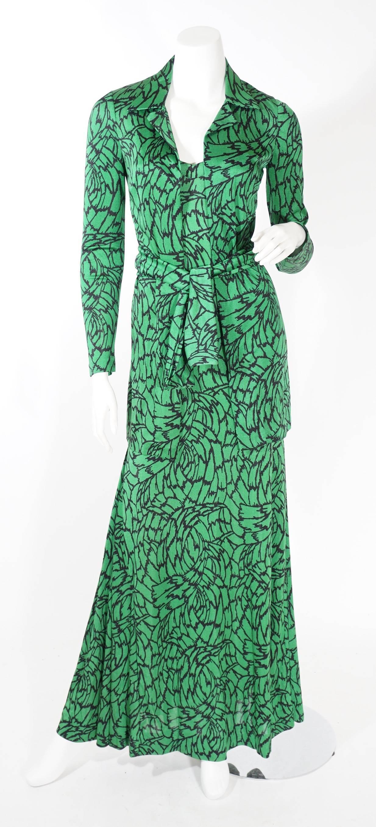 Women's or Men's Diane Von Furstenberg Green Print Maxi Gown With Matching L/S Shirt And Tie For Sale