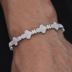 Pulsera de diseño con moissanita para mujer. Elegante pulsera de plata de ley 925.