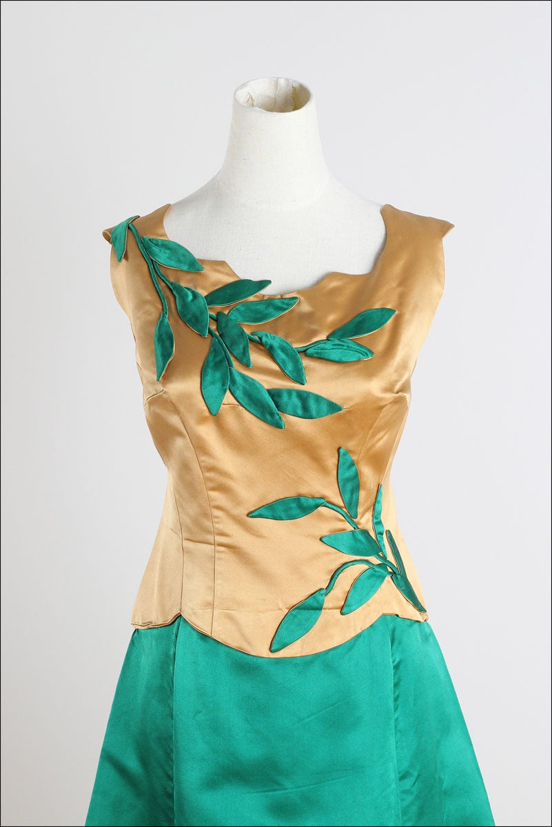 Vintage 1940s Green Gold Satin Dress Jacket & Hat In Excellent Condition In Hudson on the Saint Croix, WI