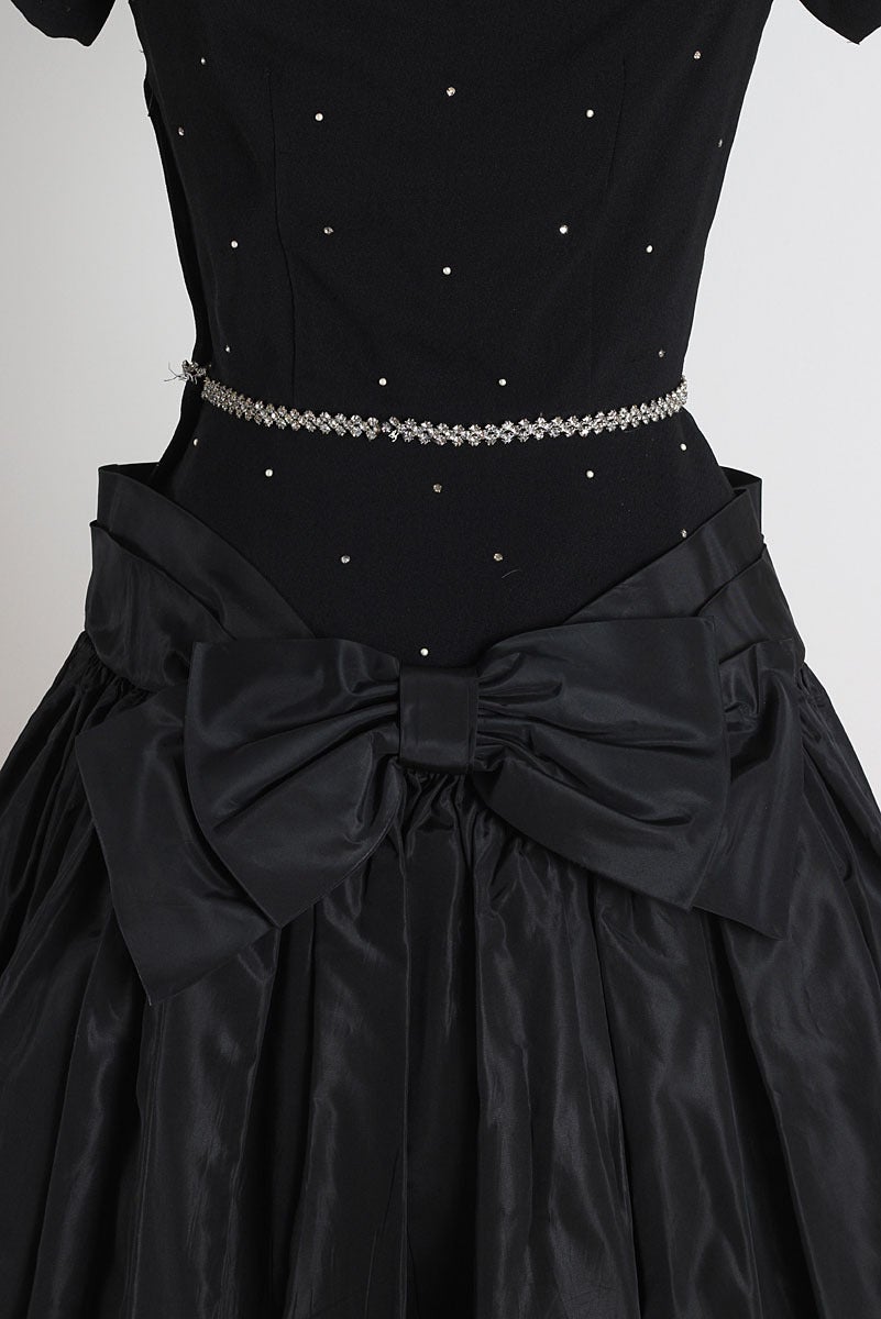 1950s Black Taffeta Rhinestone Cocktail Dress For Sale 2