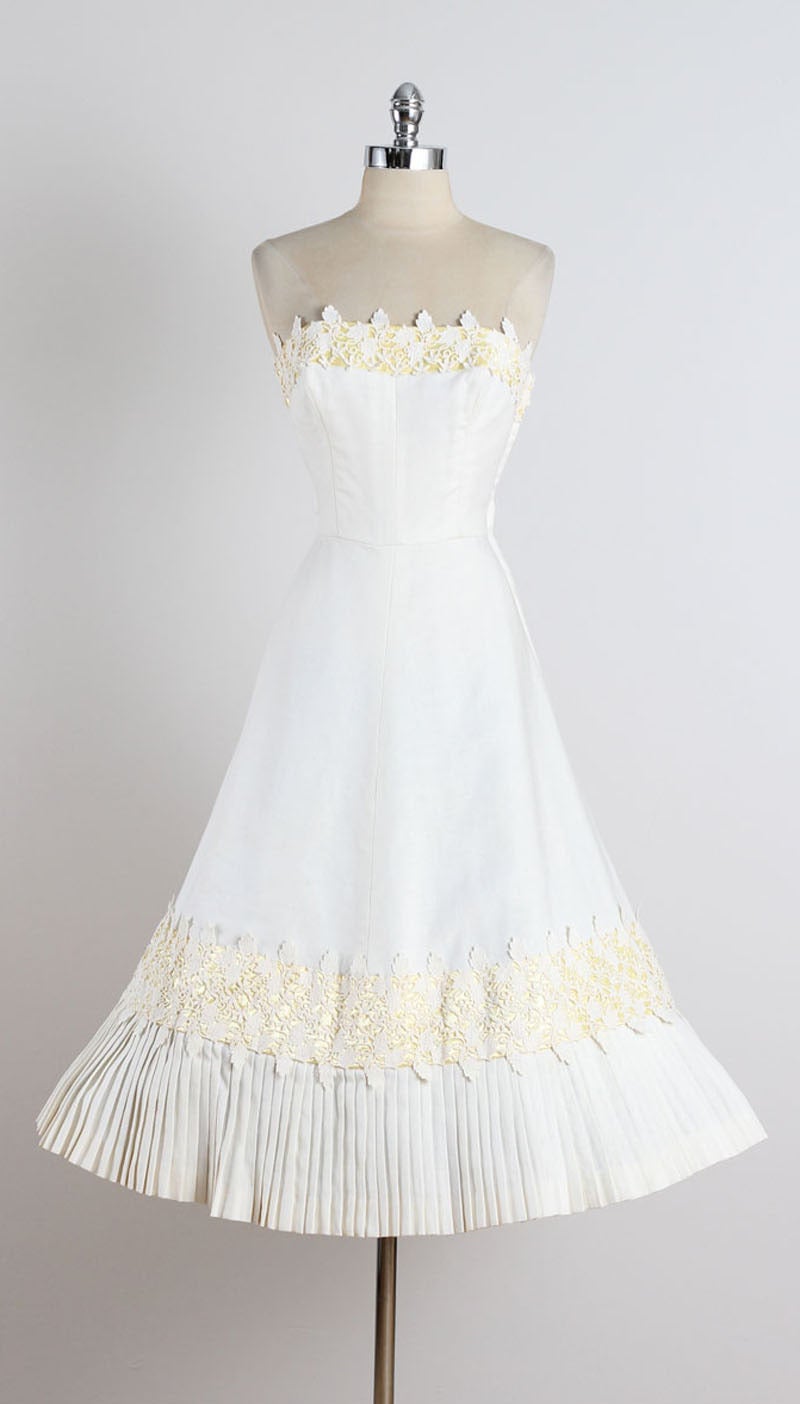 1950s Harvey Berin Linen Lace Strapless Dress For Sale 3
