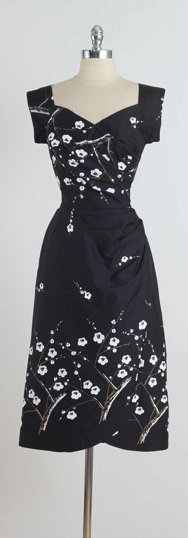 1950s Peggy Wood Floral Cotton Dress 3