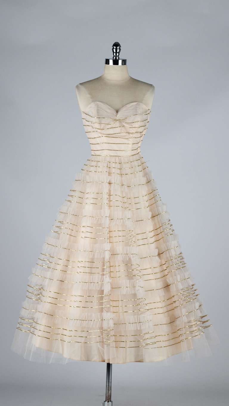 Vintage 1950's Tulle and Metallic Strapless Dress 3