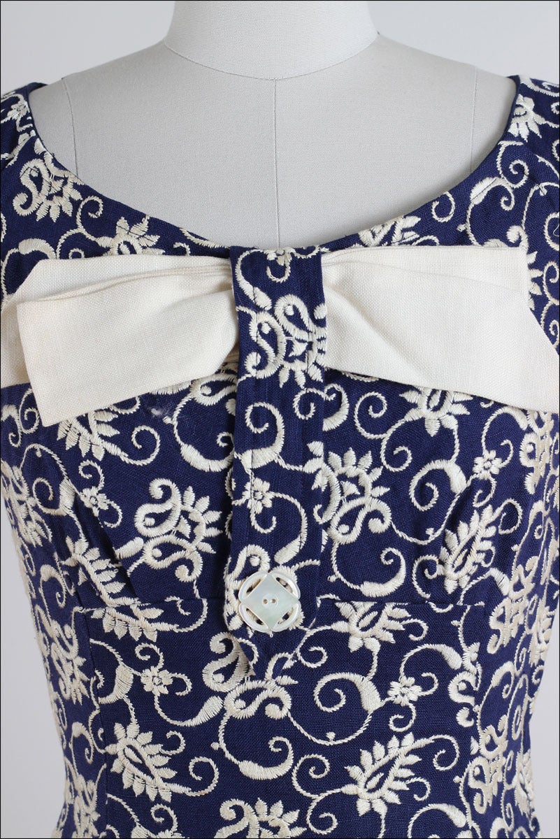 Women's Vintage 1950s Navy Embroidered Irish Linen Dress For Sale