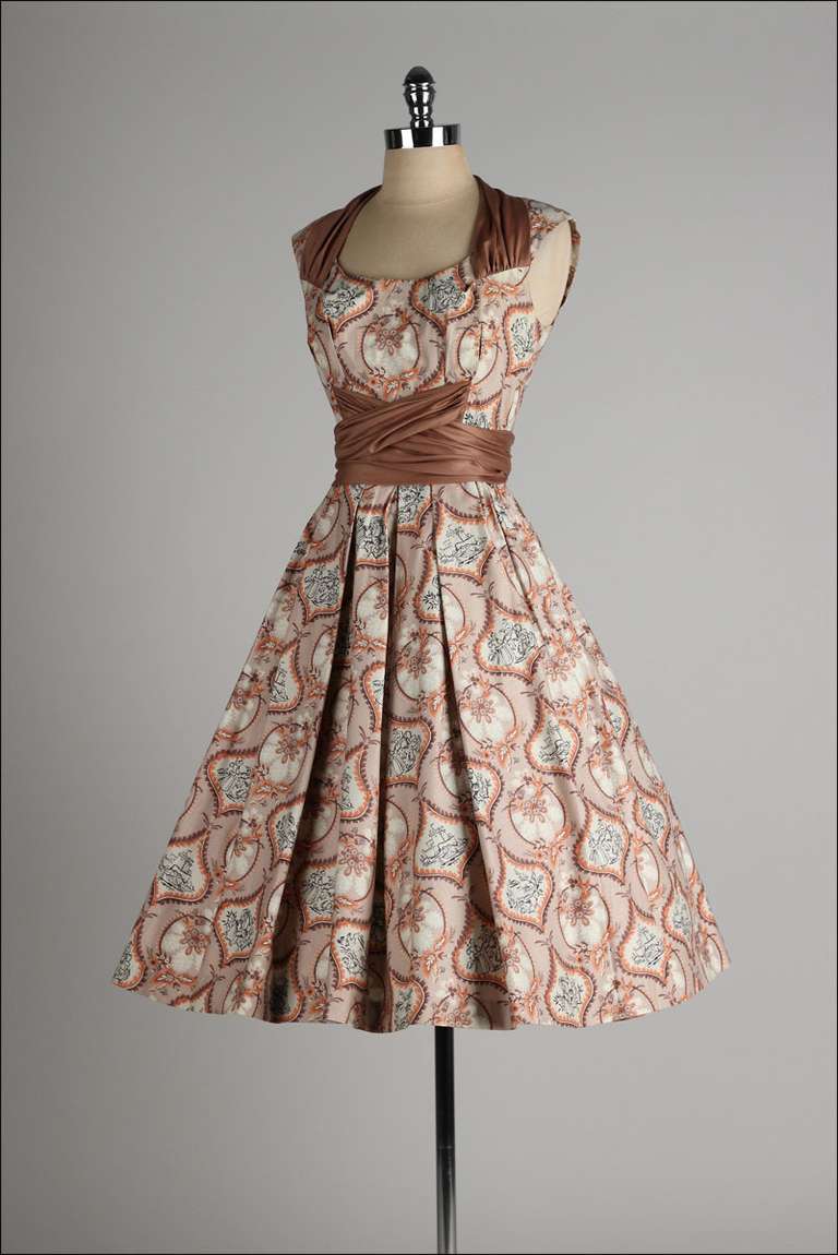 Women's Vintage 1950's Marjae of Miami Polished Cotton Victorian Novelty Print Dress