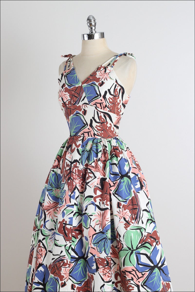 Vintage 1950s Tropical Blooms Cotton Dress For Sale 2