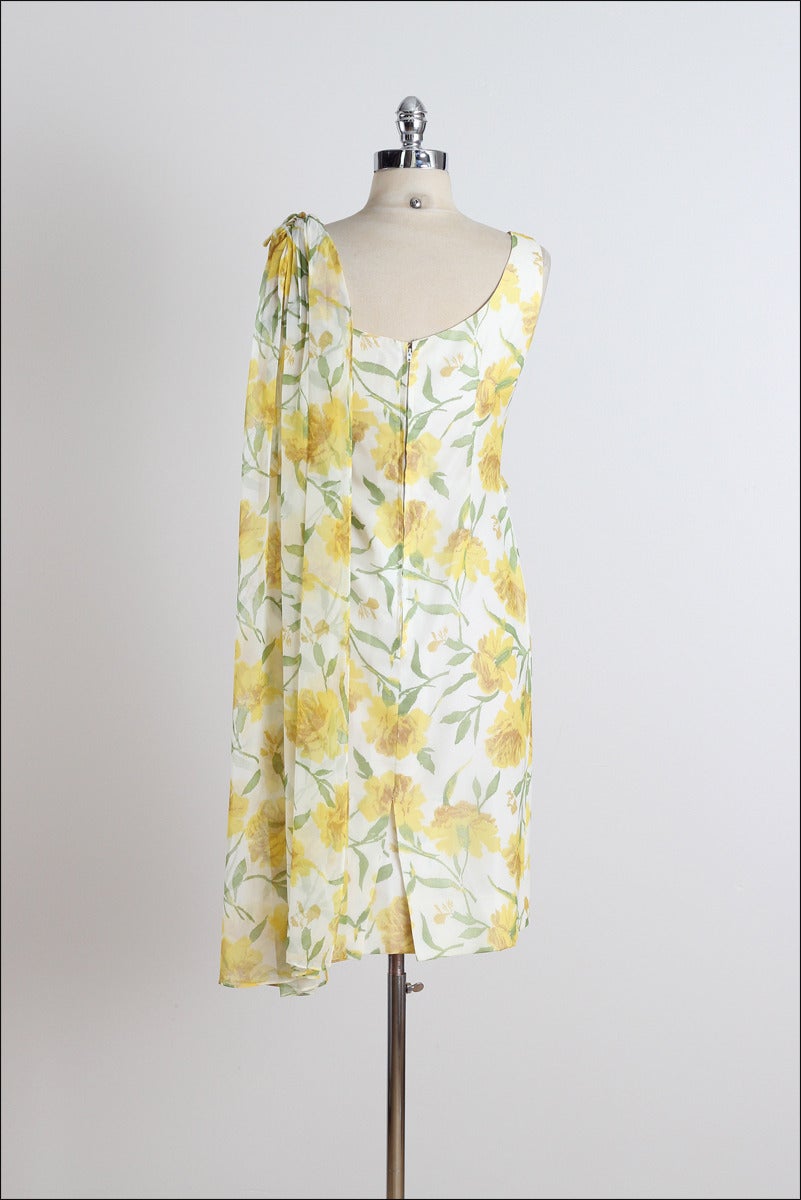 Vintage 1950s Yellow Floral Crepe Chiffon Cocktail Dress For Sale 3