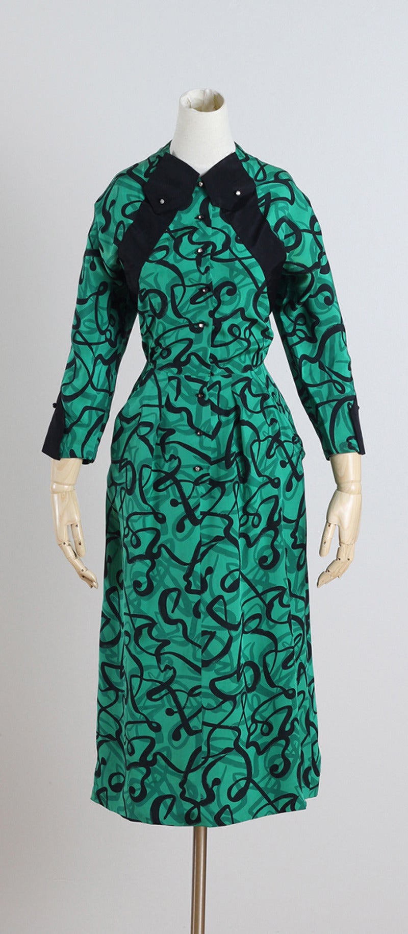 Vintage 1940s Green Abstract Print Silk Dress 4