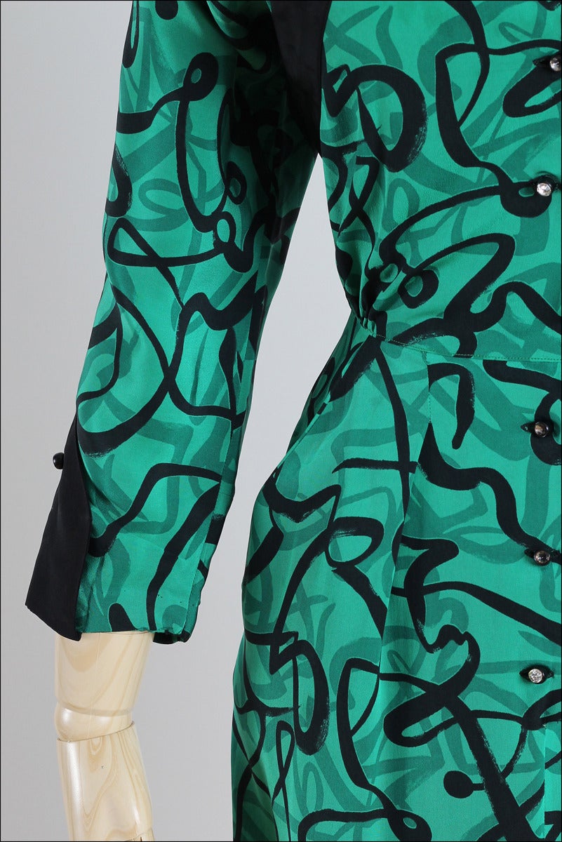 Women's Vintage 1940s Green Abstract Print Silk Dress
