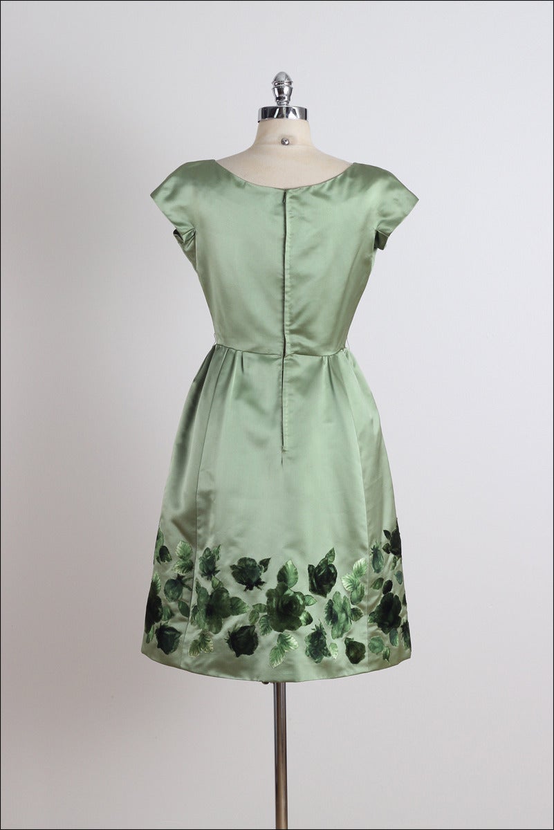 Vintage 1960s Harvey Berin Green Floral Silk Velvet Party Dress 4