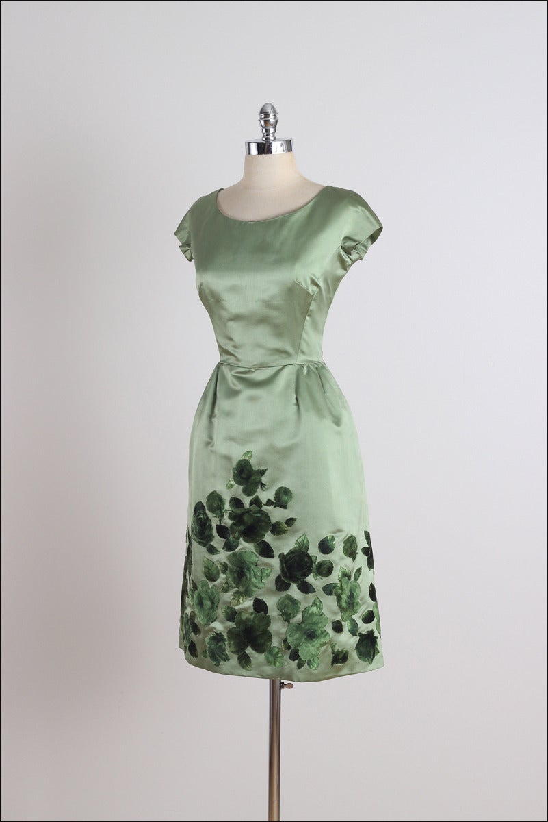 Vintage 1960s Harvey Berin Green Floral Silk Velvet Party Dress 2