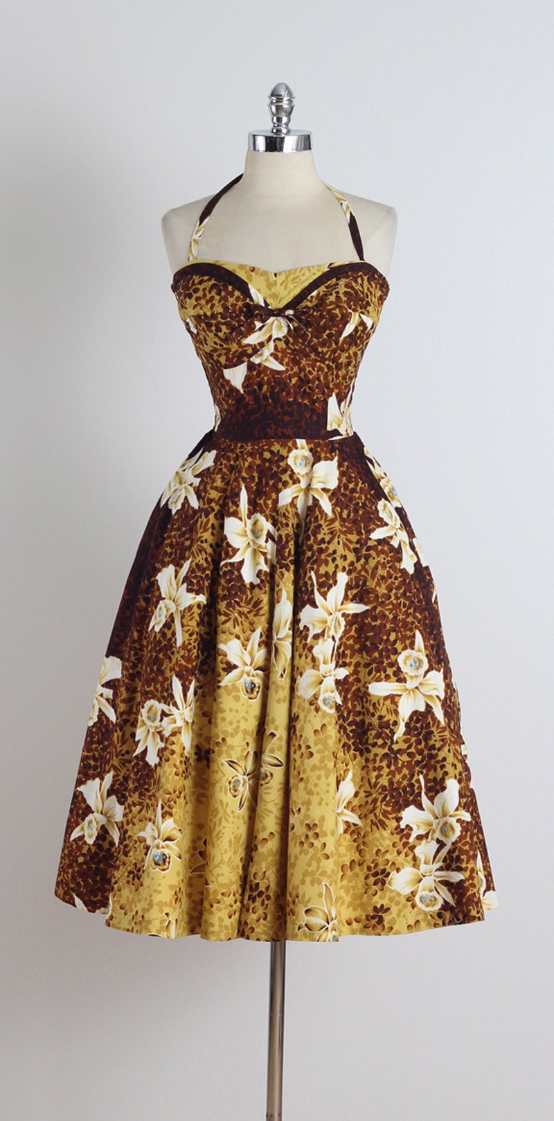 Vintage 1950s Kamehameha Halter Dress 6