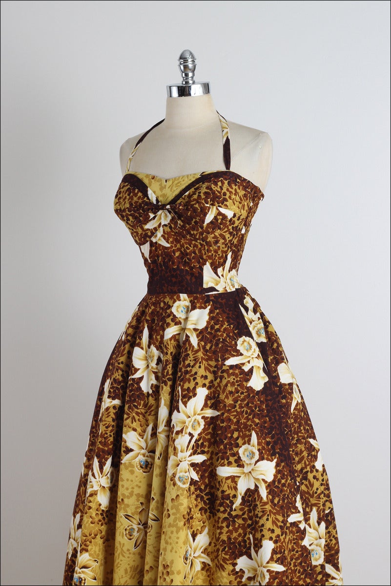 Vintage 1950s Kamehameha Halter Dress 3