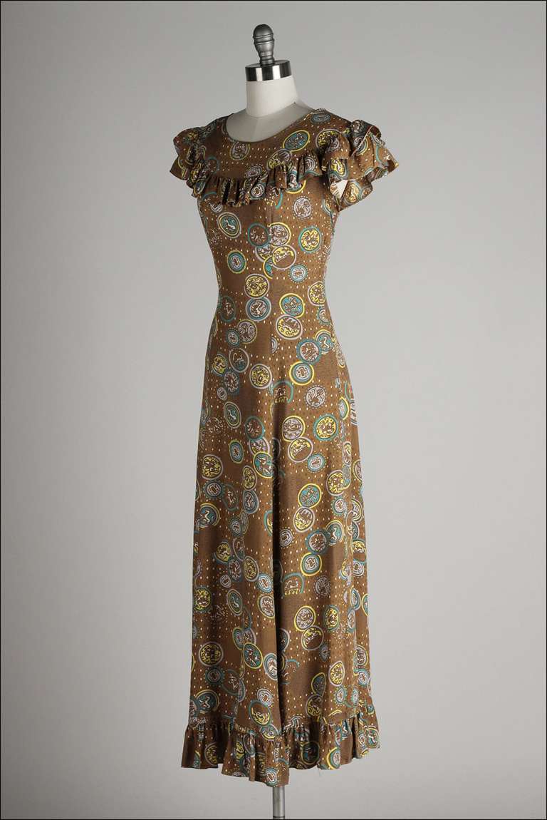 Vintage 1940's Kamehameha Mythical Print Dress 1