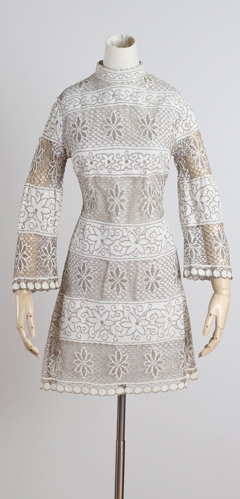 Vintage 1960s Cream Floral Macrame Cotton Formal Dress For Sale 6