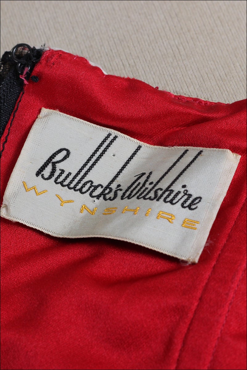 Vintage 1950s Bullocks Wilshire Red Black Lace Satin Dress 5