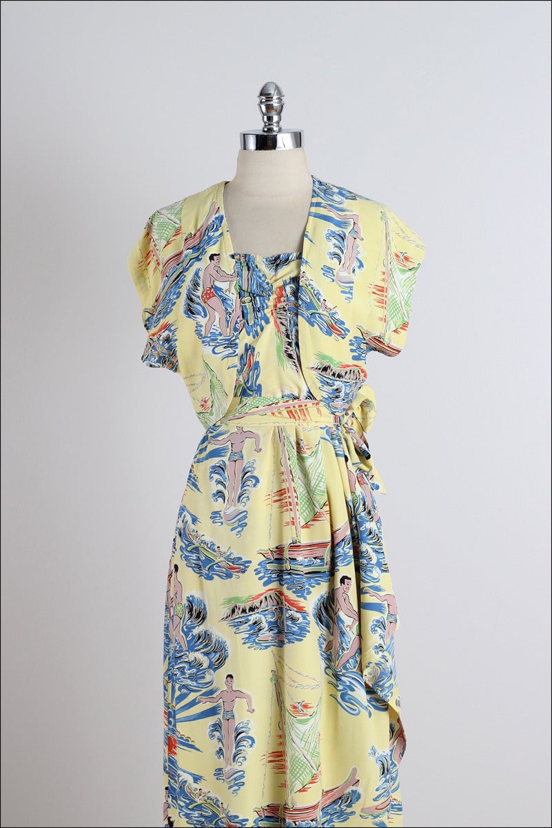 Vintage 1950s Surfriders Hawaiian Dress and Bolero 3