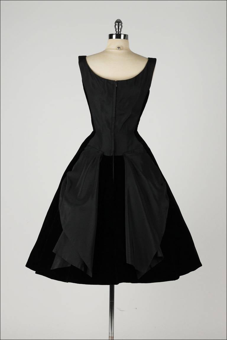 Vintage 1950's Black Velvet Suzy Perette Dress 2
