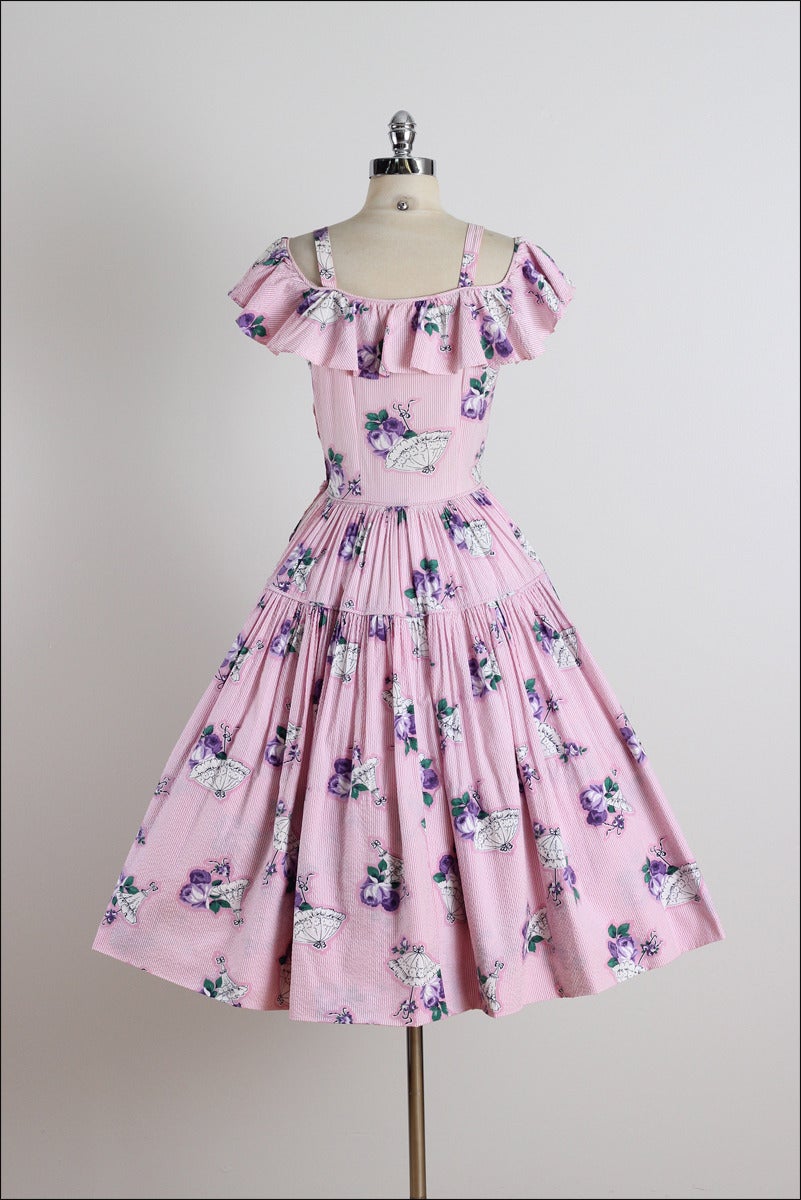 Vintage 1940s Pink Umbrella and Rose Print Dress 2