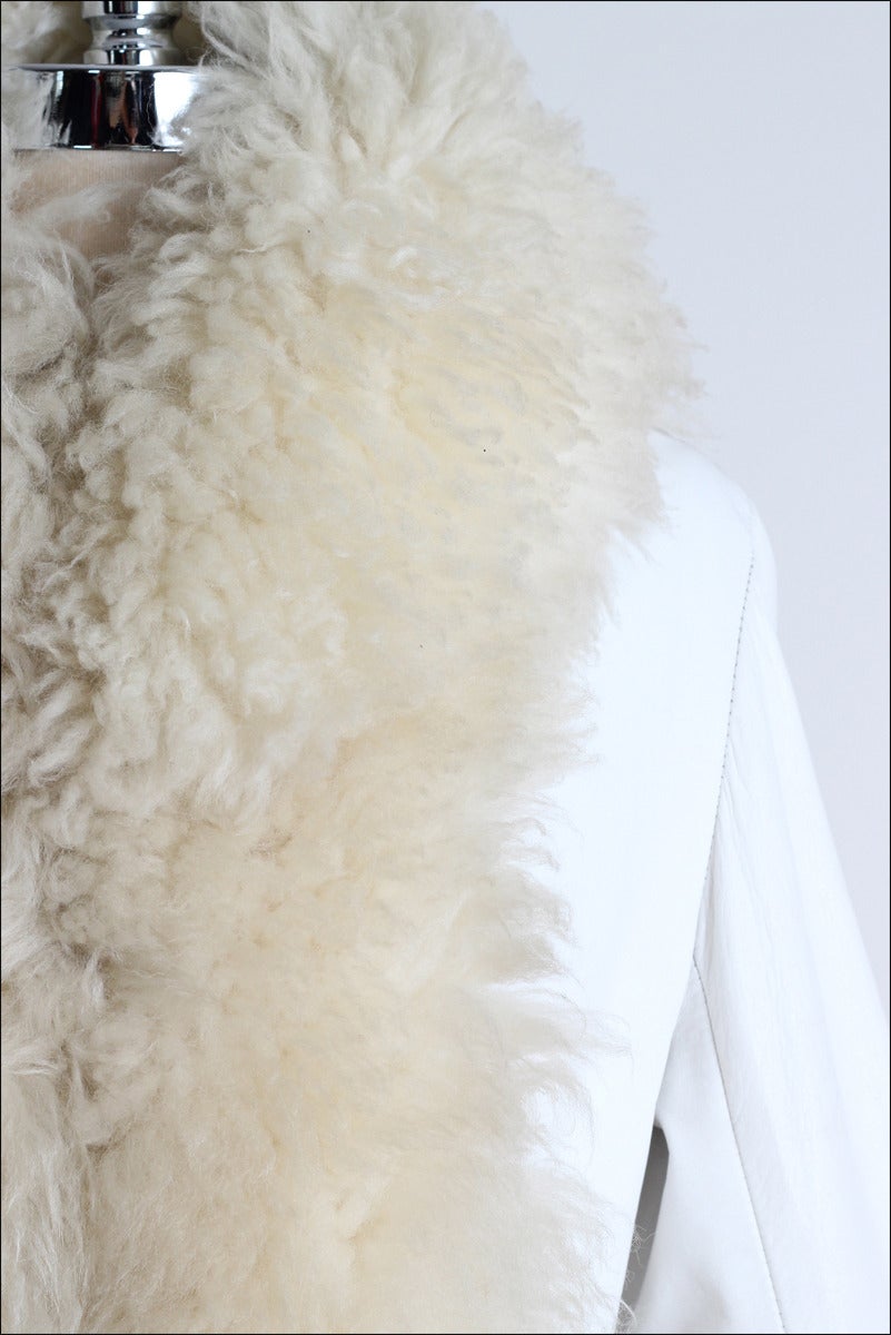 Vintage 1970's Lilli Ann White Leather Shearling Coat In Excellent Condition In Hudson on the Saint Croix, WI