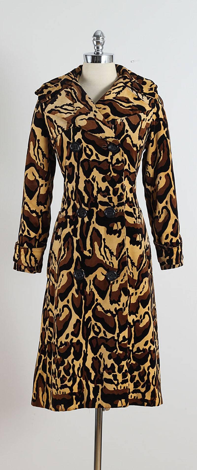 Vintage 1960s Count Romi Leopard Print Coat For Sale 5