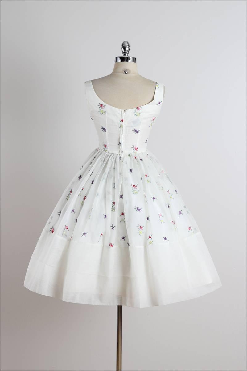 Vintage 1950s Fred Perlberg Embroidered Cocktail Dress For Sale 3