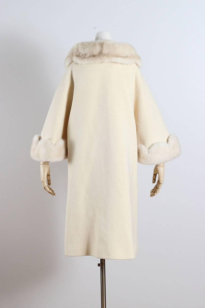 Vintage 1950s Youthcraft Ivory Wool Mink Fur Swing Coat 3