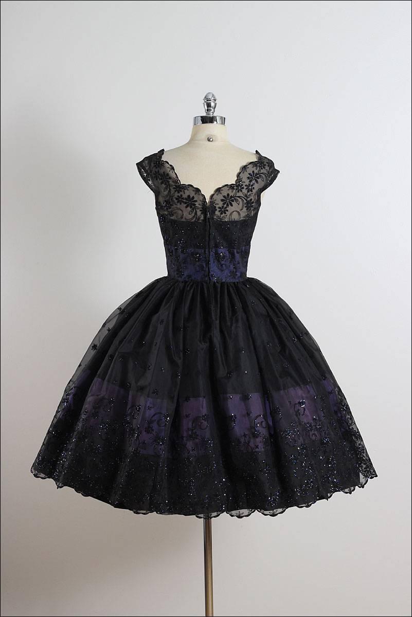 Vintage 1950s Black Glitter Flocked Lace Dress 5