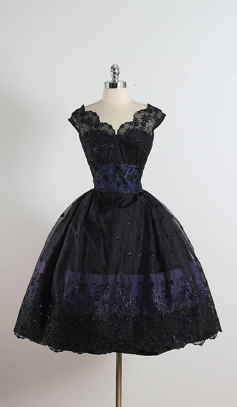 Vintage 1950s Black Glitter Flocked Lace Dress 6
