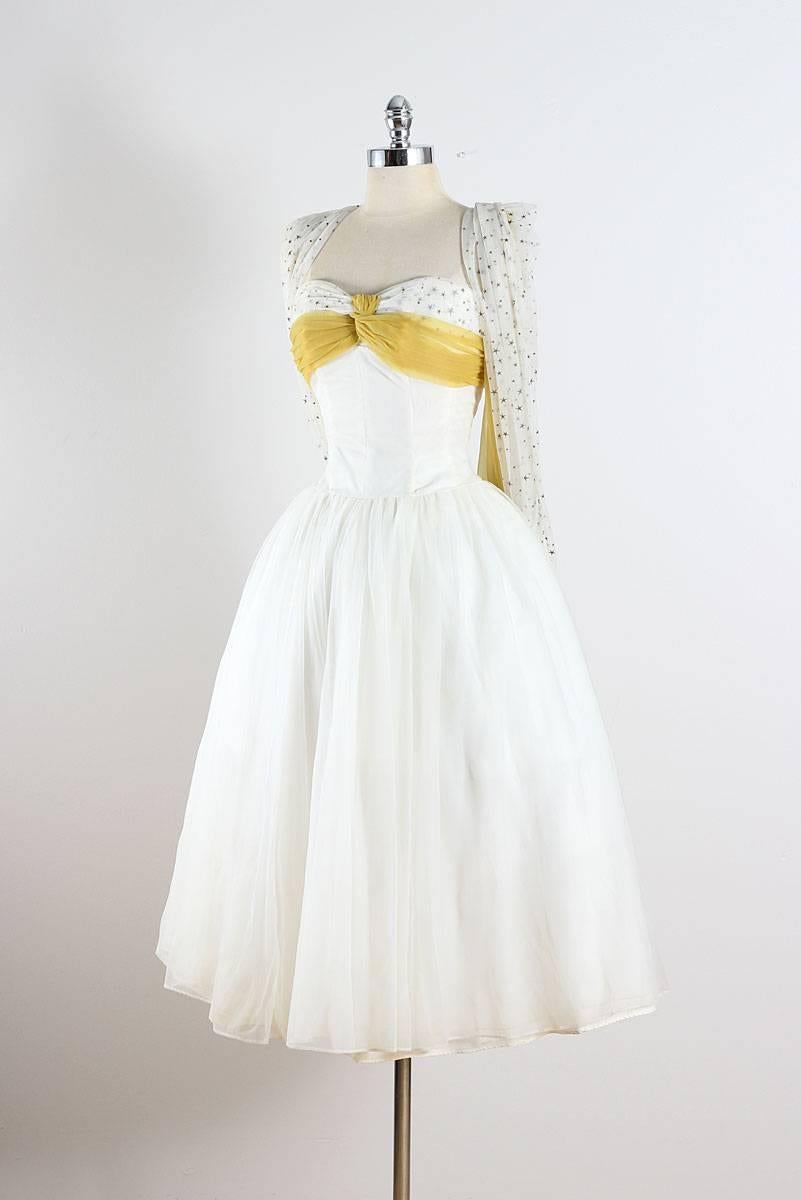 Vintage 1950s White Yellow Star Chiffon Party Dress For Sale 2