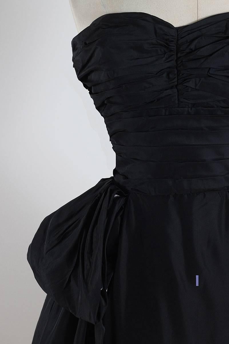 Vintage 1950s Clifton Wilhite Black Silk Taffeta Dress In Excellent Condition For Sale In Hudson on the Saint Croix, WI