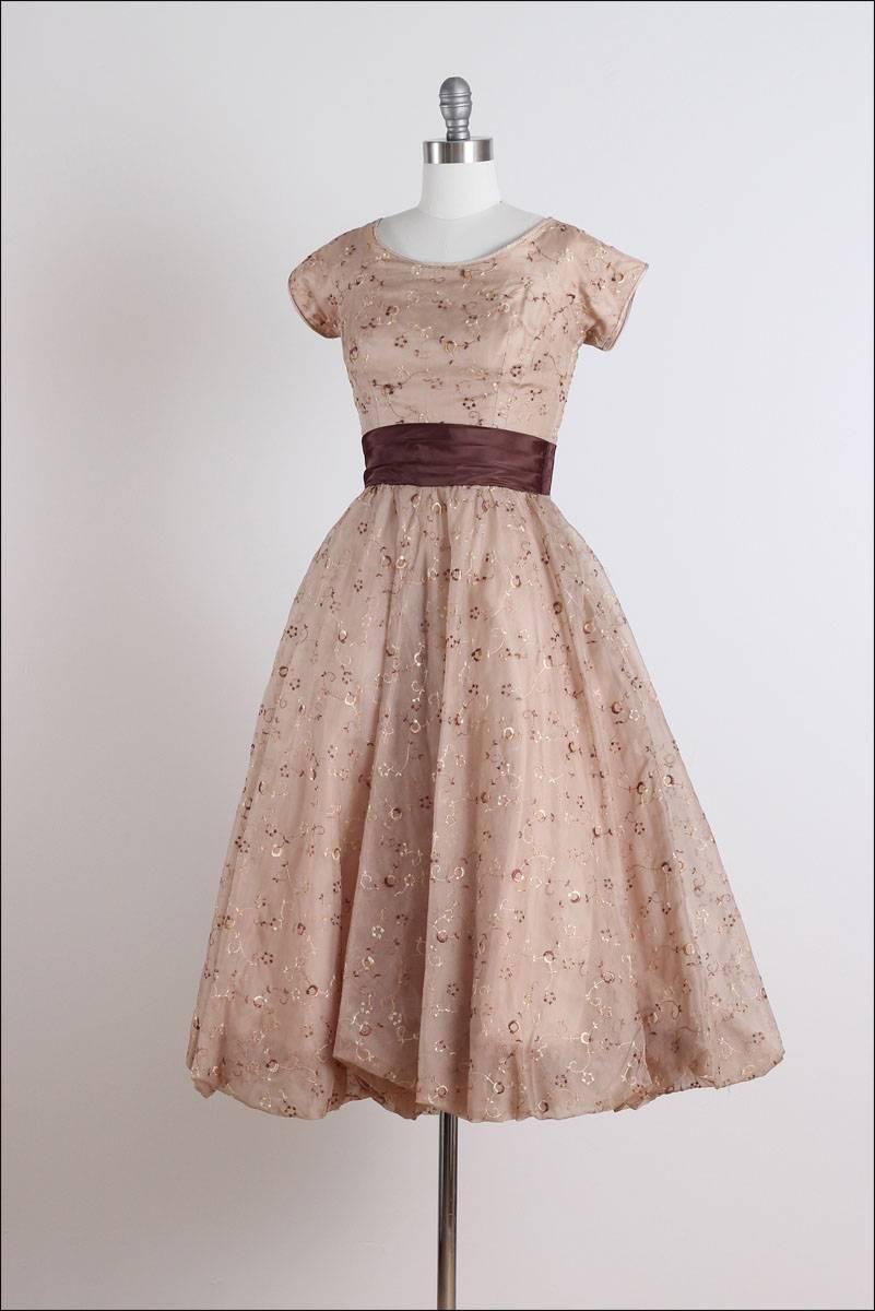 Vintage 1950s Mocha Embroidered Party Dress For Sale 1