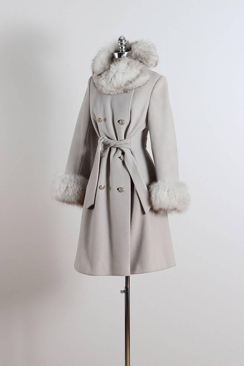 Vintage 1960s Gray Wool Fox Fur Coat For Sale 3