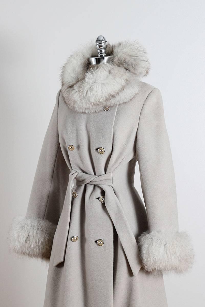 Vintage 1960s Gray Wool Fox Fur Coat For Sale 4
