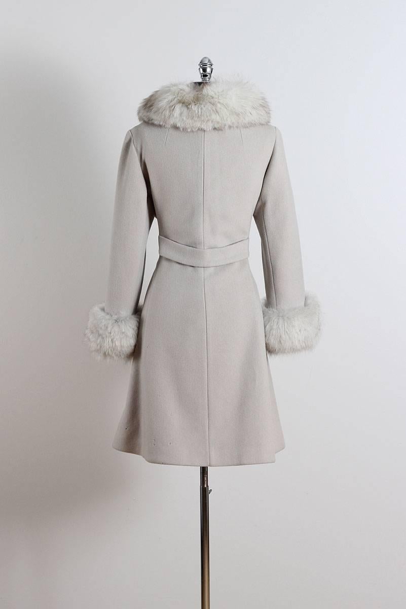 Vintage 1960s Gray Wool Fox Fur Coat For Sale 5